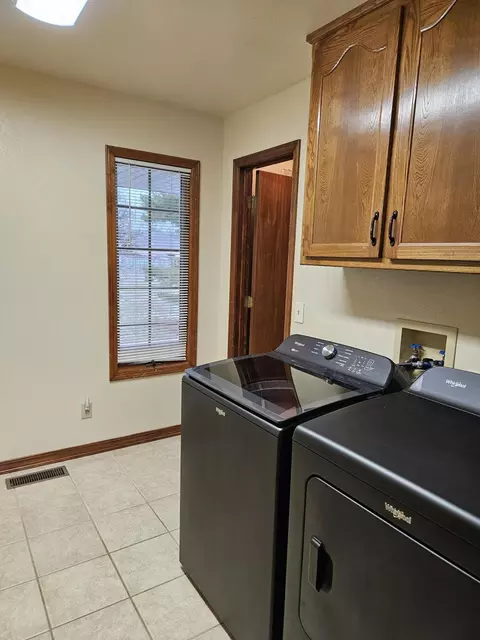 1409 Linwood St, Monett, MO 65708 photo 20