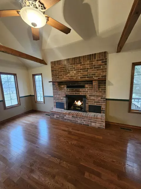 1409 Linwood St, Monett, MO 65708 photo 4