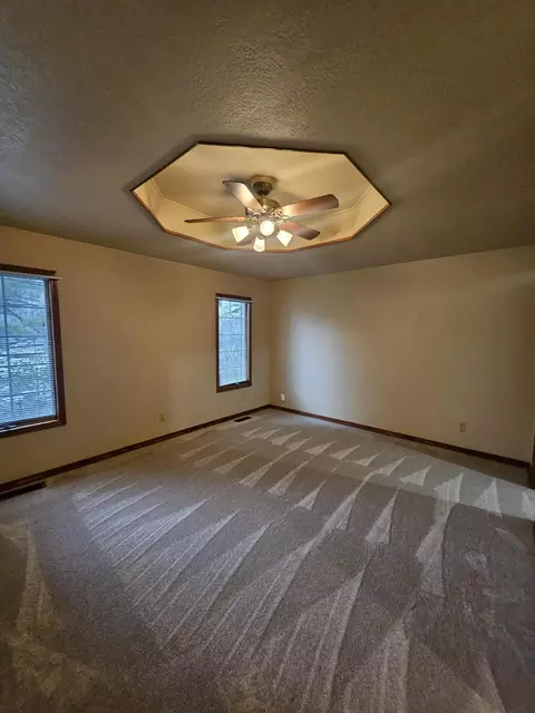 1409 Linwood St, Monett, MO 65708 photo 21