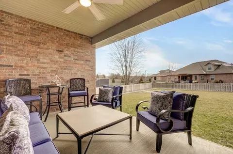 1511 N Meadowood Ave, Springfield, MO 65802 photo 37