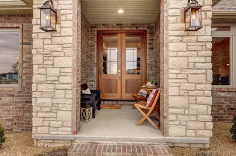 1511 N Meadowood Ave, Springfield, MO 65802 photo 6
