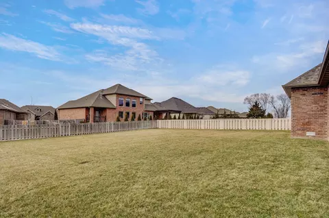 1511 N Meadowood Ave, Springfield, MO 65802 photo 41