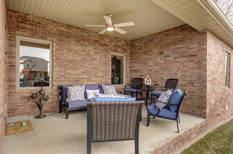 1511 N Meadowood Ave, Springfield, MO 65802 photo 38