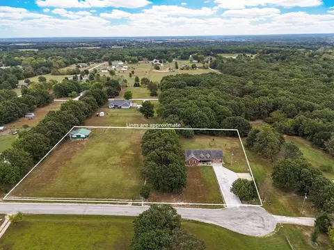 137 Klemme Dr, Strafford, MO 65757 photo 2