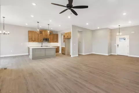 5231 Logan Dr, Battlefield, MO 65619 photo 6