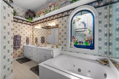 Bath - 143 Arizona Dr, Branson, MO 65616 photo 5 of 5