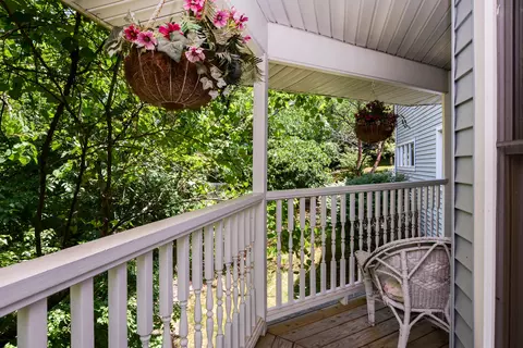 Exterior - 143 Arizona Dr, Branson, MO 65616 photo 3 of 42