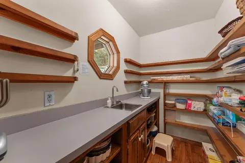 Kitchen - 143 Arizona Dr, Branson, MO 65616 photo 8 of 8