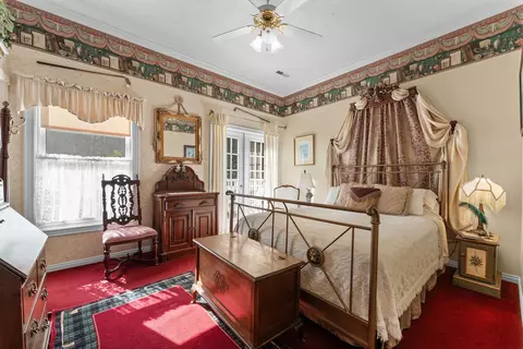 Bedroom - 143 Arizona Dr, Branson, MO 65616 photo 1 of 10