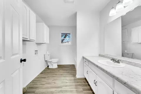 312 Mitchell Ave, Clever, MO 65631 photo 12