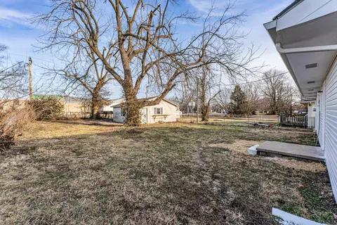 312 Mitchell Ave, Clever, MO 65631 photo 19