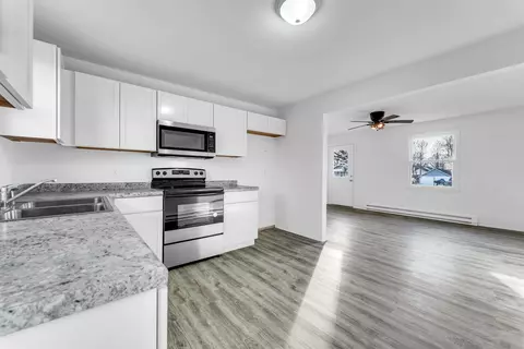 312 Mitchell Ave, Clever, MO 65631 photo 9