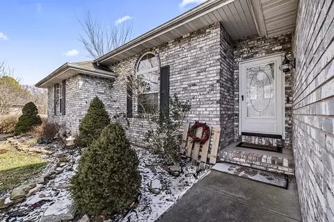 618 Sarah Ct, Willard, MO 65781 photo 4
