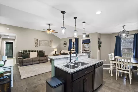 1009 Amanda Ave, Monett, MO 65708 photo 4