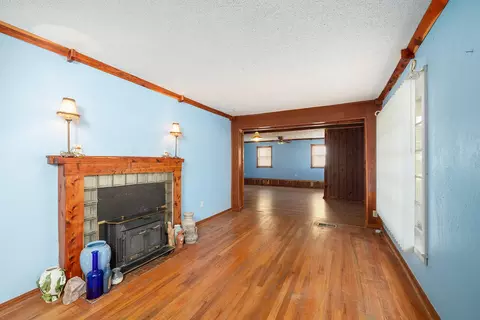 415 S Main St, Nixa, MO 65714 photo 3