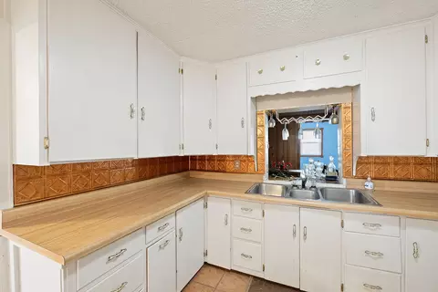 415 S Main St, Nixa, MO 65714 photo 9