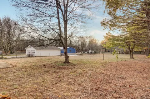 2119 S Missouri Ave, Springfield, MO 65807 photo 33