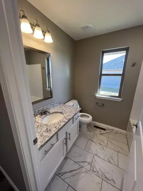 581 E Melton Rd, Ozark, MO 65721 photo 6
