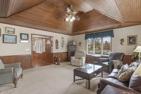 601 E Mccracken Rd, Ozark, MO 65721 photo 5