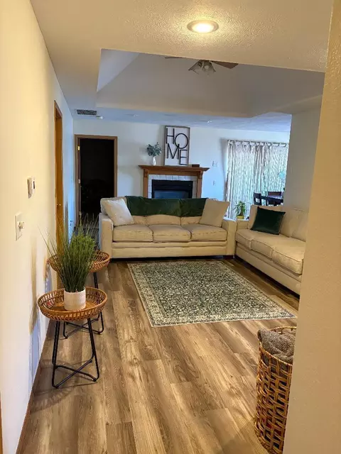 27673221 Moore Greenwood St, Springfield, MO 65807 photo 7