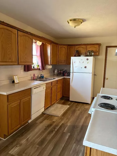 27673221 Moore Greenwood St, Springfield, MO 65807 photo 10