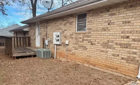 27673221 Moore Greenwood St, Springfield, MO 65807 photo 6
