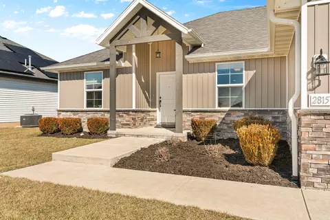 2815 E Auburn Hills St, Republic, MO 65738 photo 4
