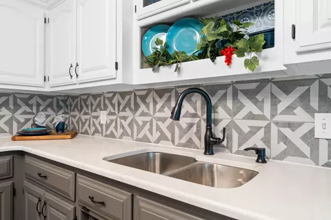 Kitchen - 185 Eagle Pointe Dr, Branson, MO 65616 photo 3 of 5