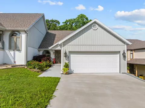 Exterior - 185 Eagle Pointe Dr, Branson, MO 65616 photo 1 of 5