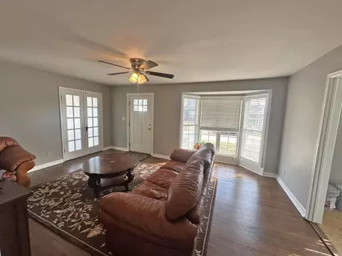 1625 E Belmont St, Springfield, MO 65802 photo 5