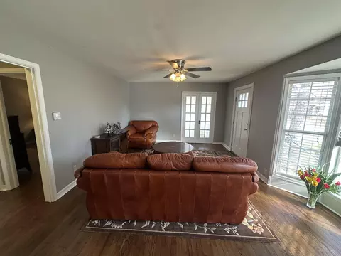 1625 E Belmont St, Springfield, MO 65802 photo 6