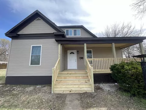 1202 N National Ave, Springfield, MO 65802 photo 1