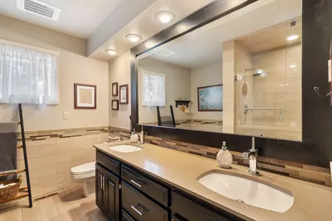 4159 E University St, Springfield, MO 65809 photo 8