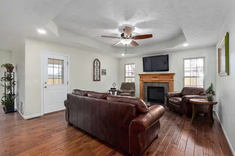 509 Pine St, Willard, MO 65781 photo 3