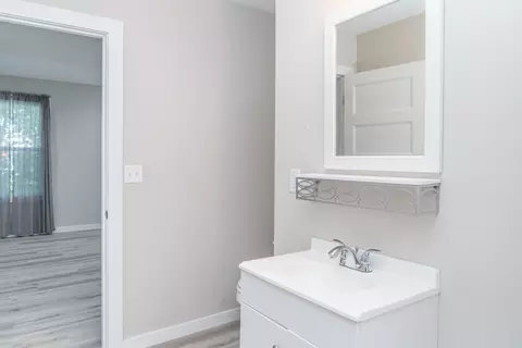 2226 W Mount Vernon St, Springfield, MO 65802 photo 17