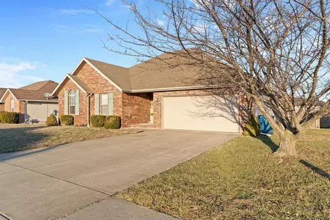 3908 N Grassland Dr, Ozark, MO 65721 photo 2