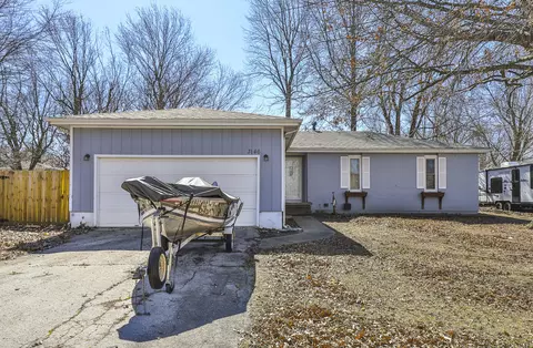3146 W Winchester Rd, Springfield, MO 65807 photo 2