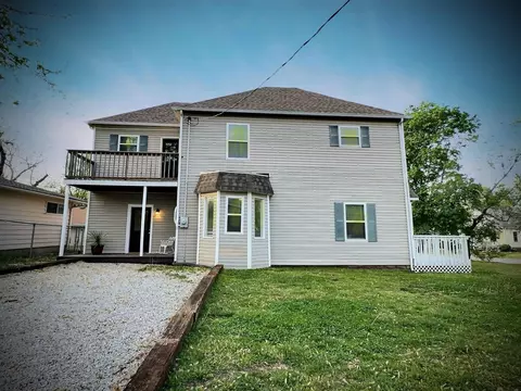 505 N Cedar St, Nevada, MO 64772 photo 4