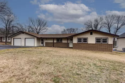 328 N N Frk, Branson, MO 65616 photo 2