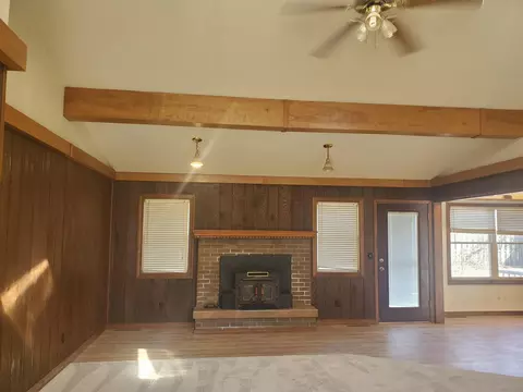 1262 W Tracker Rd, Nixa, MO 65714 photo 2