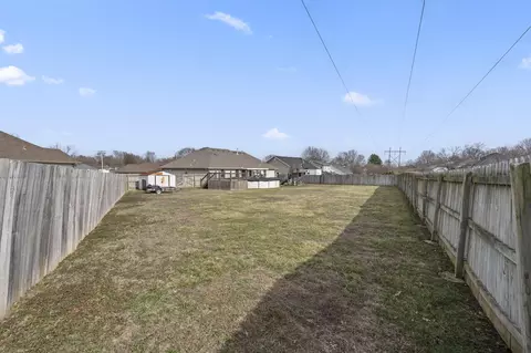 3996 W Edgewood St, Springfield, MO 65807 photo 24