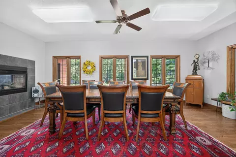 Dining - 2789 Highway Jj, Squires, MO 65755 photo 2 of 6
