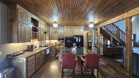 Kitchen - 2789 Highway Jj, Squires, MO 65755 photo 2 of 4