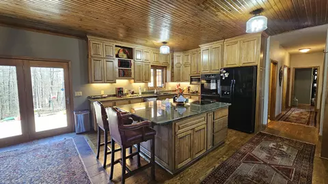 Kitchen - 2789 Highway Jj, Squires, MO 65755 photo 1 of 4