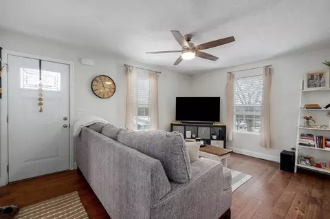 606 S 6th St, Ozark, MO 65721 photo 3