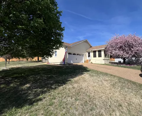 109 Lancashire Dr, Branson, MO 65616 photo 2