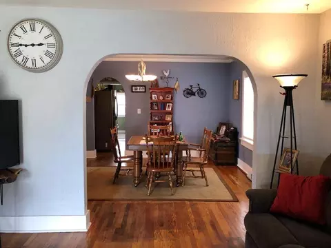940 S Newton Ave, Springfield, MO 65806 photo 8