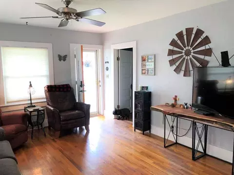 940 S Newton Ave, Springfield, MO 65806 photo 5