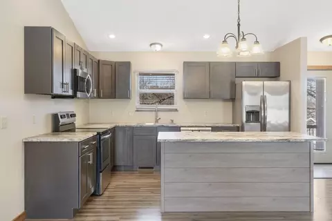 802 S 6th St, Ozark, MO 65721 photo 5