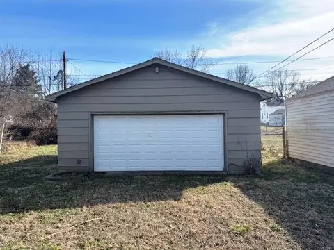 2536 W Elm St, Springfield, MO 65806 photo 3